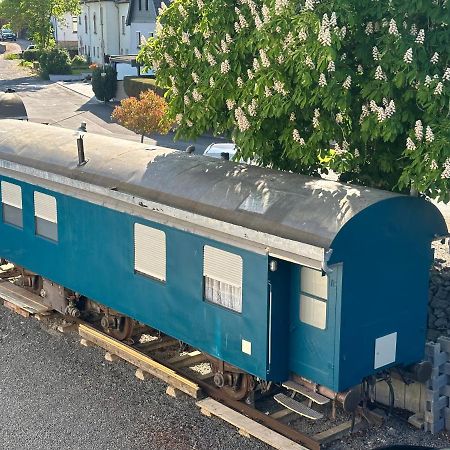 Villa Gleis 1, Eisenbahn Waggon Mit Whirlpool Und Ofen à Dahlem  Extérieur photo