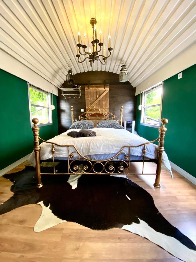Villa Gleis 1, Eisenbahn Waggon Mit Whirlpool Und Ofen à Dahlem  Extérieur photo
